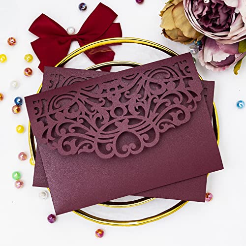 Builcker 20 Stück lasergeschnittene Hochzeitseinladungen Karten Taschen mit Umschlag, Blumen-Design für Hochzeit, Party, Brautparty, Geburtstag, Quinceañera Einladung (Burgunderrot) von Builcker