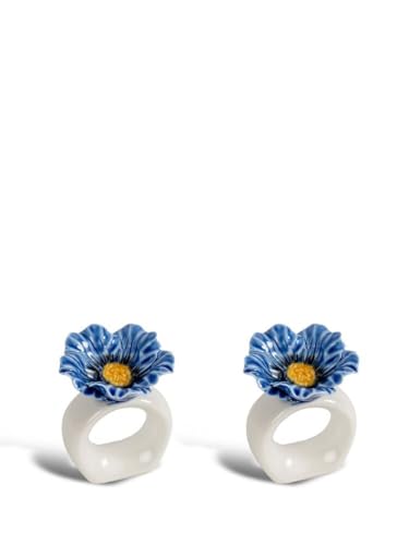 ByON Poppy Serviettenringe – 2er-Set – Blumenförmiges Design aus handbemaltem Porzellan – Dekorative Tischdeko – Farbe: Blau, 5260919914 ByON Poppy Serviettenringe – 2er-Set – Blumenförmiges Design aus handbemaltem Porzellan – Dekorative Tischdeko – Farbe: Blau, 5260919914 von ByON
