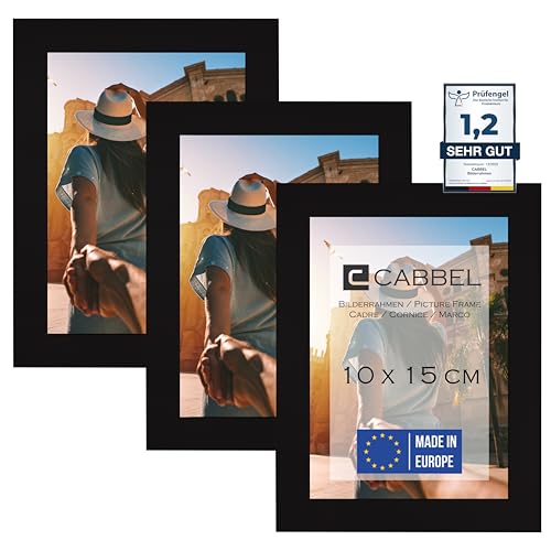 CABBEL (3er Set Bilderrahmen 10x15 cm, Schwarz, stabiles MDF-Holz Rahmen, bruchsicherem Plexi-Glas, zum Aufhängen & Aufstellen, ideal für Fotos/Bilder/Collage von CABBEL