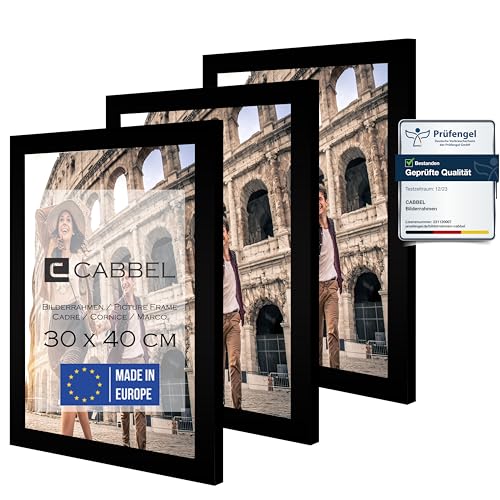 CABBEL 3er Set Bilderrahmen 30x40 cm MDF Holz-Rahmen mit bruchsicherem Acrylglas, ideal für Poster, Portraits in Schwarz CABBEL 3er Set Bilderrahmen 30x40 cm MDF Holz-Rahmen mit bruchsicherem Acrylglas, ideal für Poster, Portraits in Schwarz von CABBEL