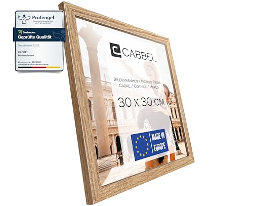 CABBEL Bilderrahmen 30x30 cm, Eiche, stabiles MDF-Holz Rahmen, bruchsicherem Plexi-Glas, zum Aufhängen, ideal für Fotos/Bilder/Collage von CABBEL