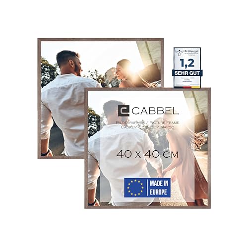 CABBEL Doppelpack (2er Set) Bilderrahmen 40x40 cm, Braun, stabiles MDF-Holz Rahmen, bruchsicherem Plexi-Glas, zum Aufhängen, ideal für Fotos/Bilder/Collage von CABBEL