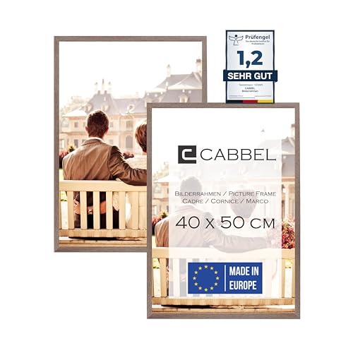 CABBEL Doppelpack (2er Set) Bilderrahmen 40x50 cm, Braun, stabiles MDF-Holz Rahmen, bruchsicherem Plexi-Glas, zum Aufhängen, ideal für Fotos/Bilder/Collage von CABBEL