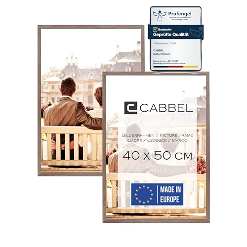 CABBEL Doppelpack (2er Set) Bilderrahmen 40x50 cm, Eiche Dunkel, stabiles MDF-Holz Rahmen, bruchsicherem Plexi-Glas, zum Aufhängen, ideal für Fotos/Bilder/Collage von CABBEL