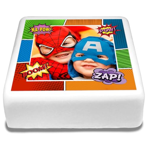 Cakeshop Quadratisch Essbarer personalisierter Kuchenaufleger mit Superhelden-Comicrahmen | Bild anpassen | Für Geburtstage & Feiern | Verschiedene Größen & Formen | Zucker & Oblatenpapier Cakeshop Quadratisch Essbarer personalisierter Kuchenaufleger mit Superhelden-Comicrahmen | Bild anpassen | Für Geburtstage & Feiern | Verschiedene Größen & Formen | Zucker & Oblatenpapier von CAKESHOP edible cake toppers EST. 2012