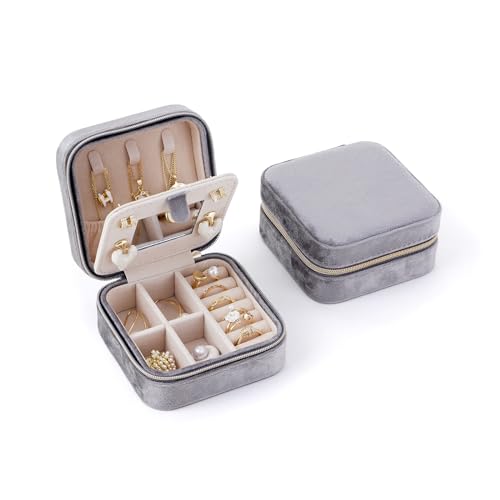 CASEGRACE Reise-Schmuckkästchen, Plüsch-Samt-Schmuckschatulle, kleiner Schmuck-Reise-Organizer, Präsentation, Ringe, Halsketten, Armbänder, Ohrringe, Aufbewahrungsbox für Damen, Grau CASEGRACE Reise-Schmuckkästchen, Plüsch-Samt-Schmuckschatulle, kleiner Schmuck-Reise-Organizer, Präsentation, Ringe, Halsketten, Armbänder, Ohrringe, Aufbewahrungsbox für Damen, Grau von CASEGRACE