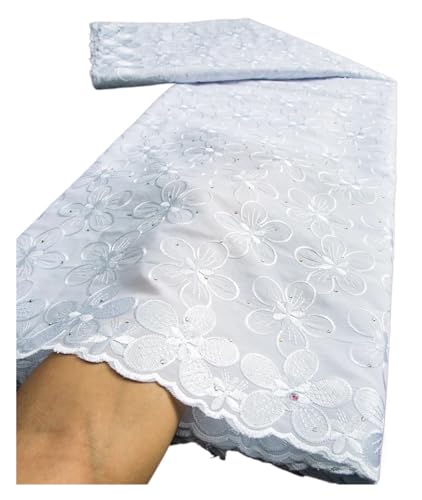 Schweizer Voile-Spitzenstoff, Nigerianischer Afrikanischer Baumwollstoff Mit Steinen For Abend- Und Partykleider For Frauen(1) von CCZRD