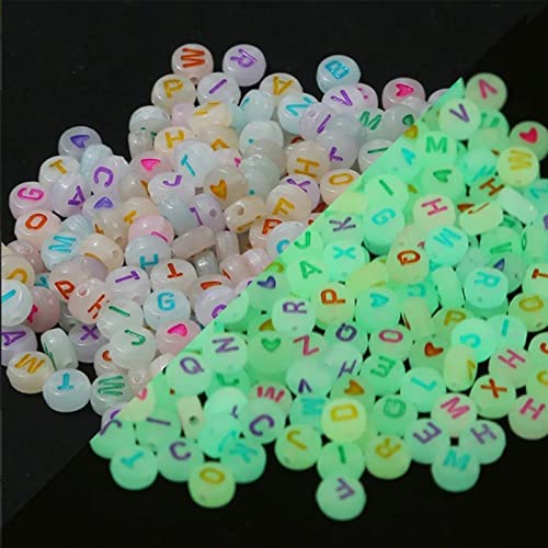 600pcs luminöser Alphabet-Acrylperlen, farbenfrohe leuchtend-dark glattes Finish-Buchstaben Perlen 4x7mm für DIY-Schmuck Herstellung Armband Halskette Kunsthandwerk von CHEOTIME