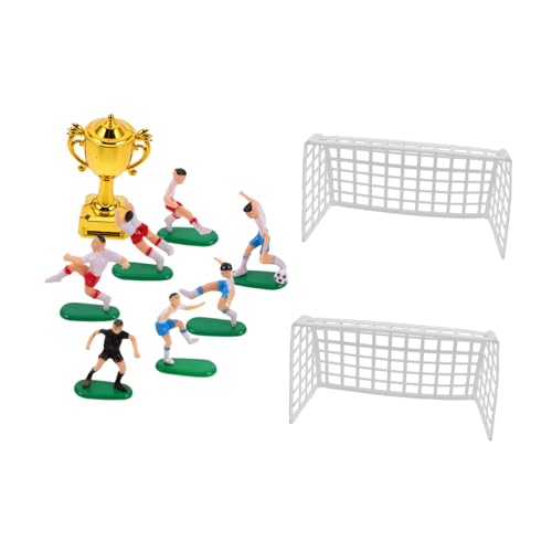 CHICAMPERA 1 Satz Mini Fußballmodell Set für Puppenhaus Kunststoffspielfiguren mit und Pokal Deko für Fußballgeburtstagsfeiern und Tortenverschönerung Wiederverwendbar von CHICAMPERA