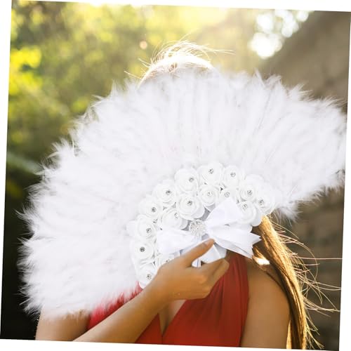 CHILDWEET Handfächer Hochzeit Retro Faltfächer mit Federn und Blumen Handgefertigter Chinesischer Stil Tragbarer und Dekorativer Tanzfächer für Braut und Festlichkeiten CHILDWEET Handfächer Hochzeit Retro Faltfächer mit Federn und Blumen Handgefertigter Chinesischer Stil Tragbarer und Dekorativer Tanzfächer für Braut und Festlichkeiten von CHILDWEET