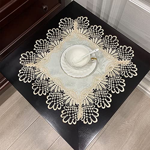 COMFEELING Makramee-Spitzentischdeckchen, quadratisch, Nachttischdecke, Nachttisch-Abdeckung, Couch-Esstische, Mittelstück, kleine Tischdecke, Vase, Matte, Tassenmatte (elegantes Gold) von COMFEELING