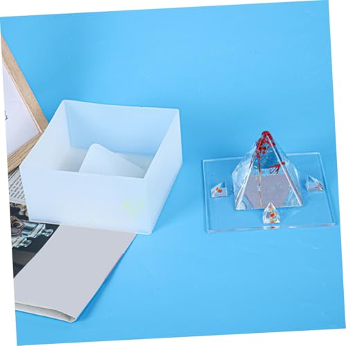 CORHAD Silikonform Pyramide DIY Gießform Kreative Silikonform für Harz Schmuck Handwerk Flexible Glatte Oberfläche Einfache Entformung für Dekorative Ornamente und Geschenkideen von CORHAD