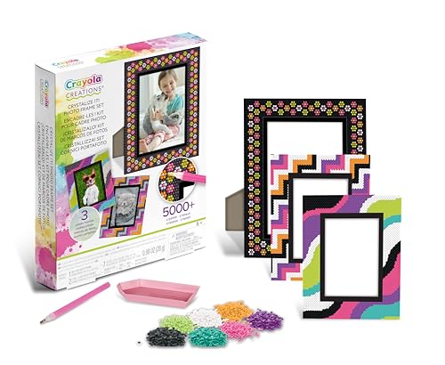CRAYOLA Creations - Personalisierbares Fotorahmen-Set mit bunten Kristallen, kreative Beschäftigung und Geschenk für Mädchen, ab 8 Jahren CRAYOLA Creations - Personalisierbares Fotorahmen-Set mit bunten Kristallen, kreative Beschäftigung und Geschenk für Mädchen, ab 8 Jahren von CRAYOLA