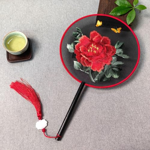 CRRHSADEP Alter Stil Fan Suzhou doppelseitige Stickerei Gruppe Fan Tanz spezielle chinesische Stil Hanfu qipao klassische runde Fan Sommer Fan CRRHSADEP Alter Stil Fan Suzhou doppelseitige Stickerei Gruppe Fan Tanz spezielle chinesische Stil Hanfu qipao klassische runde Fan Sommer Fan von CRRHSADEP