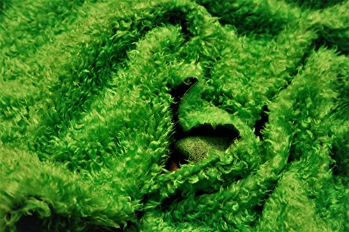 Lockig Teddy Kunstfell Stoff Limettengrün - Grün, 1Mtr - 150cm x 100cm Lockig Teddy Kunstfell Stoff Limettengrün - Grün, 1Mtr - 150cm x 100cm von CRS Fur Fabrics