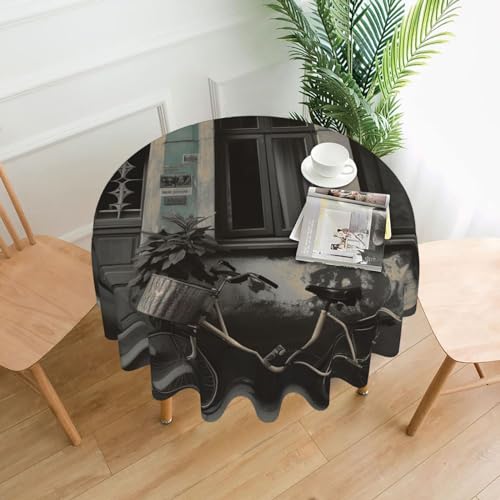 CSGJMYGS Tischdecke mit Fenster und Fahrrädern, auslaufsicher, wasserfest, dekorative Stoff-Tischdecke für Zuhause, Küche, Innen- und Außenbereich, Esstisch, 152,4 cm CSGJMYGS Tischdecke mit Fenster und Fahrrädern, auslaufsicher, wasserfest, dekorative Stoff-Tischdecke für Zuhause, Küche, Innen- und Außenbereich, Esstisch, 152,4 cm von CSGJMYGS