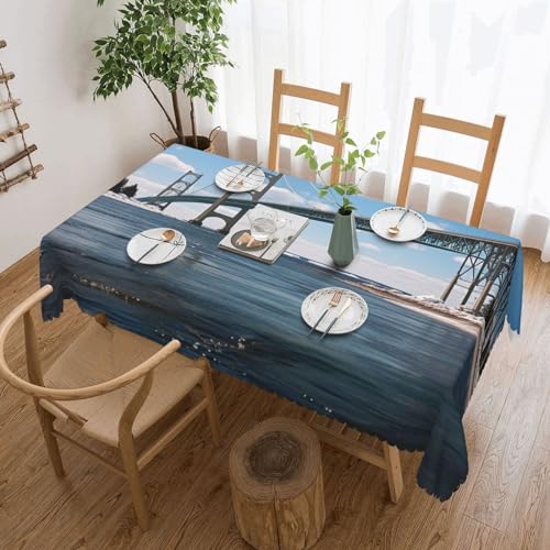 Csgjmygs Mackinac Tischdecke mit Hängebrücken-Druck, auslaufsicher, wasserfest, dekorative Stoff-Tischdecke für Zuhause, Küche, Innen- und Außenbereich, Esstisch, 137 x 183 cm Csgjmygs Mackinac Tischdecke mit Hängebrücken-Druck, auslaufsicher, wasserfest, dekorative Stoff-Tischdecke für Zuhause, Küche, Innen- und Außenbereich, Esstisch, 137 x 183 cm von CSGJMYGS