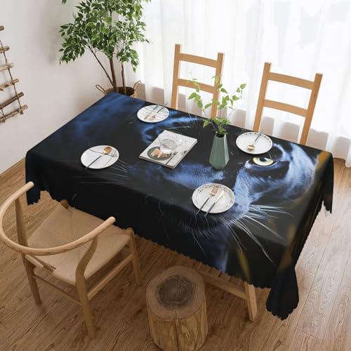 Csgjmygs Panther mit blauen Augen, auslaufsicher, wasserfest, dekorative Stoff-Tischdecke für Zuhause, Küche, Innen- und Außenbereich, Esstisch, 137 x 183 cm Csgjmygs Panther mit blauen Augen, auslaufsicher, wasserfest, dekorative Stoff-Tischdecke für Zuhause, Küche, Innen- und Außenbereich, Esstisch, 137 x 183 cm von CSGJMYGS