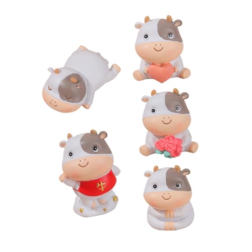 Cabilock 5st Mini Süße Kuhverzierung Ornament Kuhkostüm Schaf Kostüm Kuh Wohnkultur Mikrolandschaftstiere Mini-kühe Jahr Der Ochsenverzierung Quasten Ammer Cowgirl Ochse Figur Harz Cabilock 5st Mini Süße Kuhverzierung Ornament Kuhkostüm Schaf Kostüm Kuh Wohnkultur Mikrolandschaftstiere Mini-kühe Jahr Der Ochsenverzierung Quasten Ammer Cowgirl Ochse Figur Harz von Cabilock