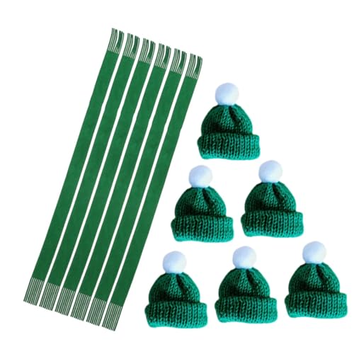 Cabilock Mini Strickmützen und Schals Set Teilig Handgestrickte Grüne Weihnachtsmützen und Schals Filigrane Puppenhüte für Flaschendeko und Festliche DIY Weihnachtsbastelprojekte von Cabilock
