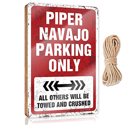 CakJuice Lustiges Badezimmer-Schild, Motiv: Piper Navajo Parking Only, Holzschild, dekoratives Hängeschild, Türschild für Schlafzimmer (Größe: 20 x 30 cm) von CakJuice
