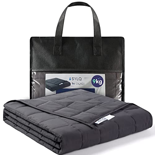 Calmzy SYLQ Gewichtsdecke 9kg 150x200cm als Einschlafhilfe - Schwere Bettdecke - Entspannungsdecke mit Glasperlen - Weighted Blanket - Beschwerte Decke mit Gewicht Erwachsene - Therapiedecke Calmzy SYLQ Gewichtsdecke 9kg 150x200cm als Einschlafhilfe - Schwere Bettdecke - Entspannungsdecke mit Glasperlen - Weighted Blanket - Beschwerte Decke mit Gewicht Erwachsene - Therapiedecke von Calmzy