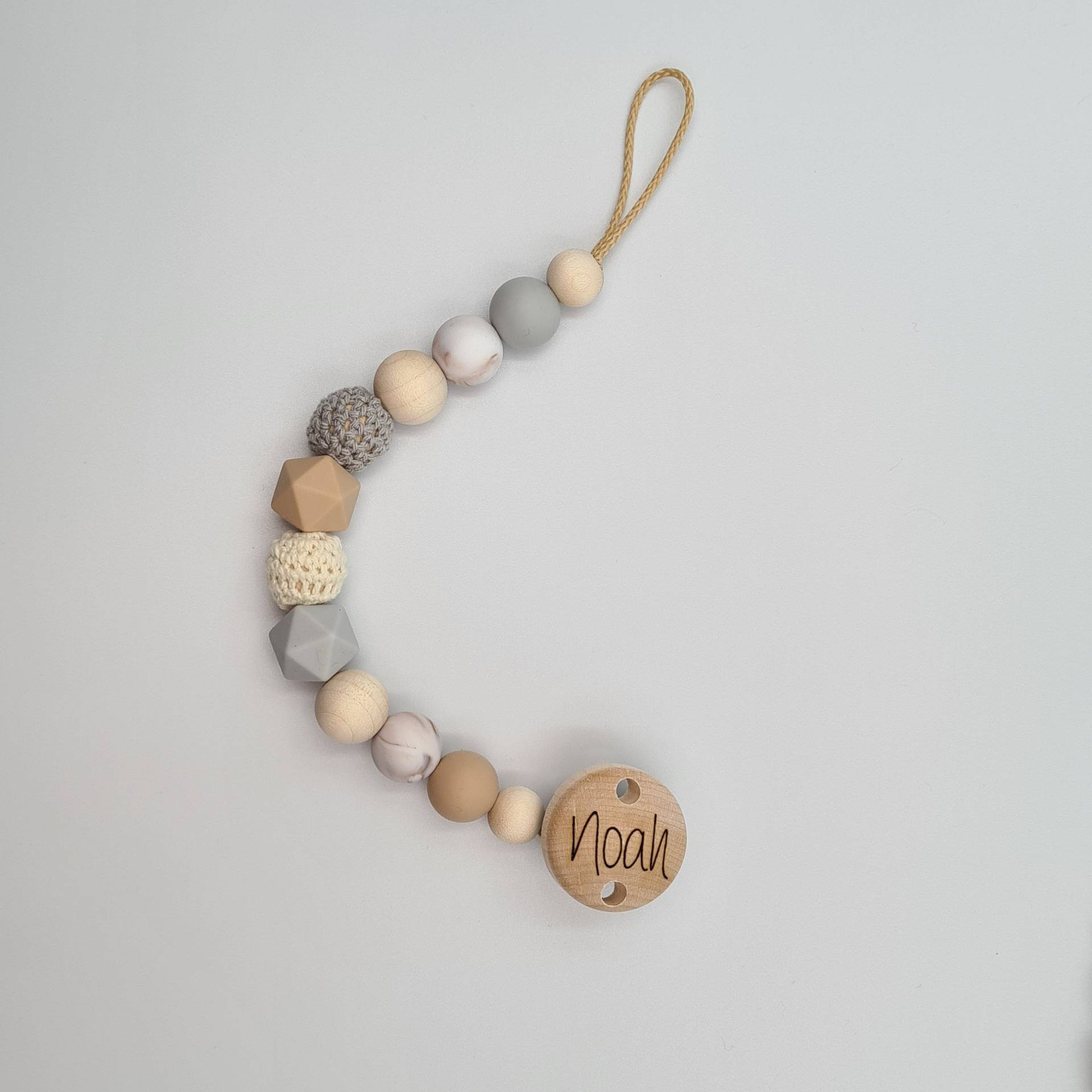 Schnullerkette Gregor Mit Name Personalisiert Personalisierbar Schnullerkette Gregor Mit Name Personalisiert Personalisierbar von CarosBabyzauber