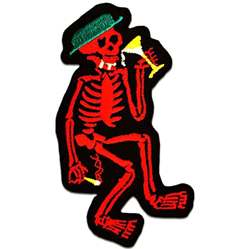 Catch the Patch Saufendes Skellett Biker - (Größe: 5,4 x 9,5 cm) – Stickpatch – Ideal für Kutte, Rockerjacke, Jeansweste, Kleidung & Accessoires – Robuster Patch für Erwachsene Catch the Patch Saufendes Skellett Biker - (Größe: 5,4 x 9,5 cm) – Stickpatch – Ideal für Kutte, Rockerjacke, Jeansweste, Kleidung & Accessoires – Robuster Patch für Erwachsene von Catch the Patch