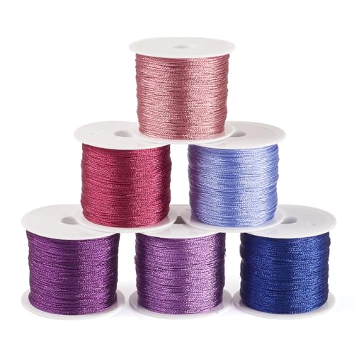 Cheriswelry 6 Rollen Glitzer-Metallic-Faden, 0,4 mm, Lametta-Glitzer-Schnur, Kreuzstich, Stickerei, geflochtene Schnüre zum Nähen, Schmuckherstellung, Basteln, Armband, Violett Cheriswelry 6 Rollen Glitzer-Metallic-Faden, 0,4 mm, Lametta-Glitzer-Schnur, Kreuzstich, Stickerei, geflochtene Schnüre zum Nähen, Schmuckherstellung, Basteln, Armband, Violett von Cheriswelry