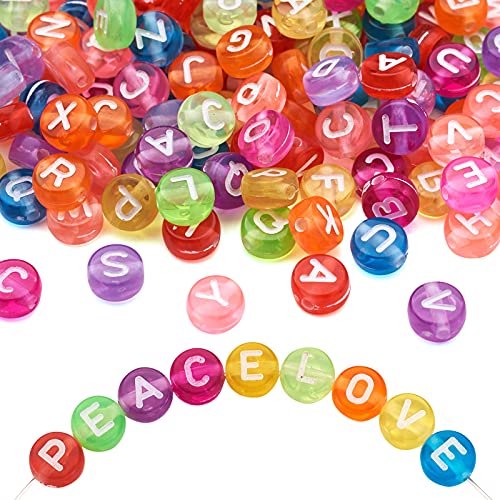 Cheriswelry Alphabet-Perlen aus Acryl, 7 mm, transparent, bunt, flach, rund, A-Z, Buchstaben-Abstandshalter, Charms für Schmuckherstellung, ca. 555 Stück von Cheriswelry