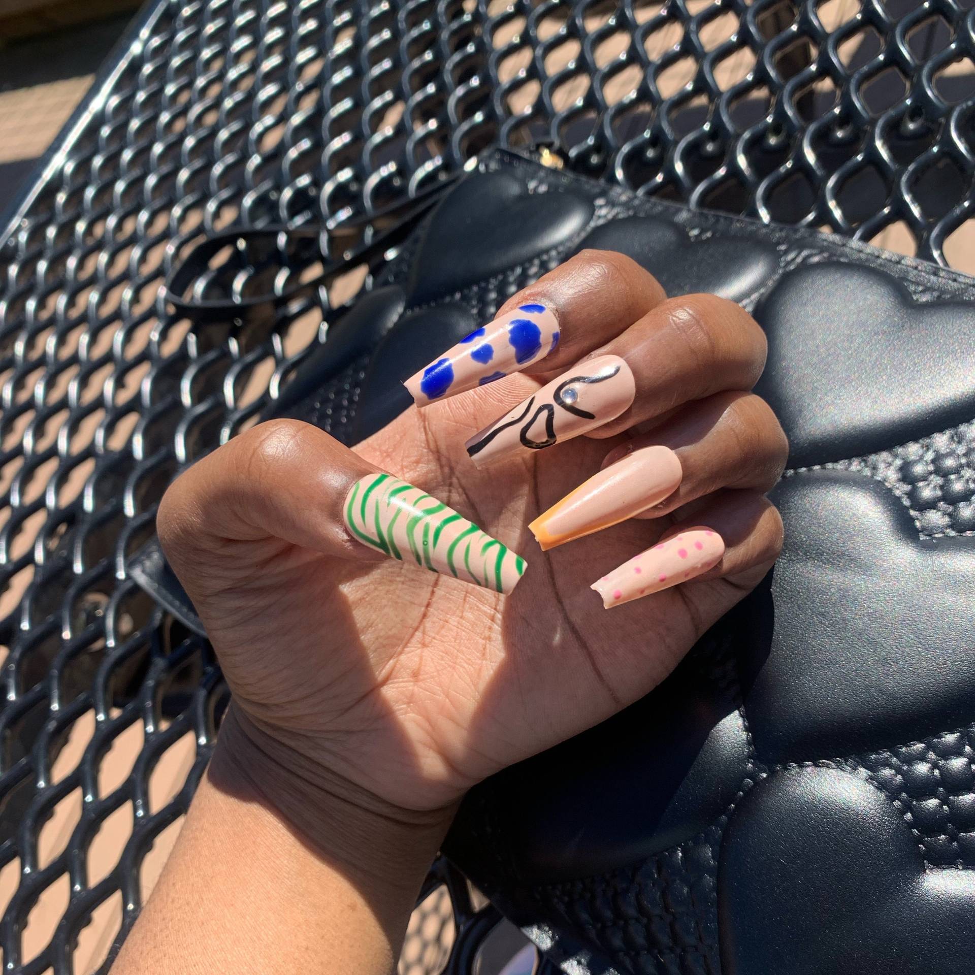 Let's Abstract Press On Nails von ChicObsessionsStudio
