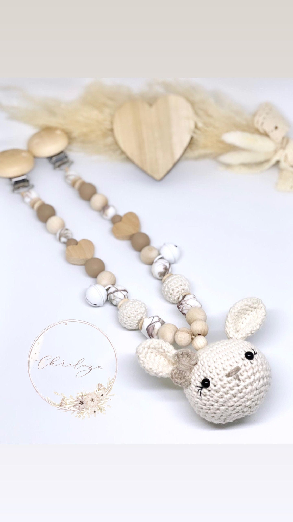 Kinderwagenkette Mädchen Amigurumi Hase in Tollen Naturtönen Kinderwagenkette Mädchen Amigurumi Hase in Tollen Naturtönen von ChriluzaShop