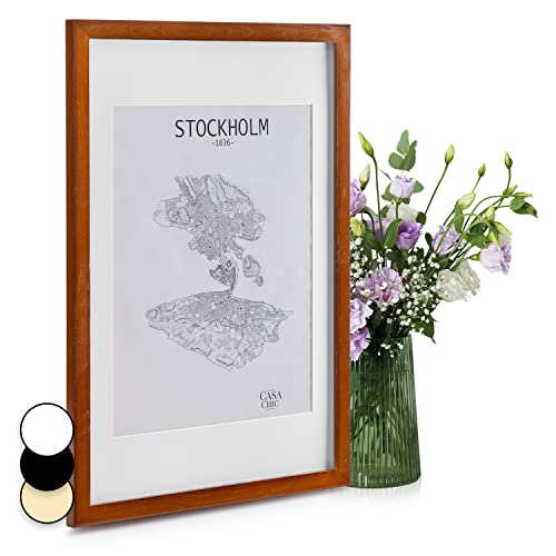 Casa Chic Bilderrahmen mit Passepartout, 73x53 cm Bilderrahmen für Urkunde & Collage, Glas Bilderrahmen, Fotorahmen Stehend/Wandmontage, Rahmen Vertikaler/Horizontaler Gebrauch, Bilderrahmen aus Holz Casa Chic Bilderrahmen mit Passepartout, 73x53 cm Bilderrahmen für Urkunde & Collage, Glas Bilderrahmen, Fotorahmen Stehend/Wandmontage, Rahmen Vertikaler/Horizontaler Gebrauch, Bilderrahmen aus Holz von Classic by Casa Chic
