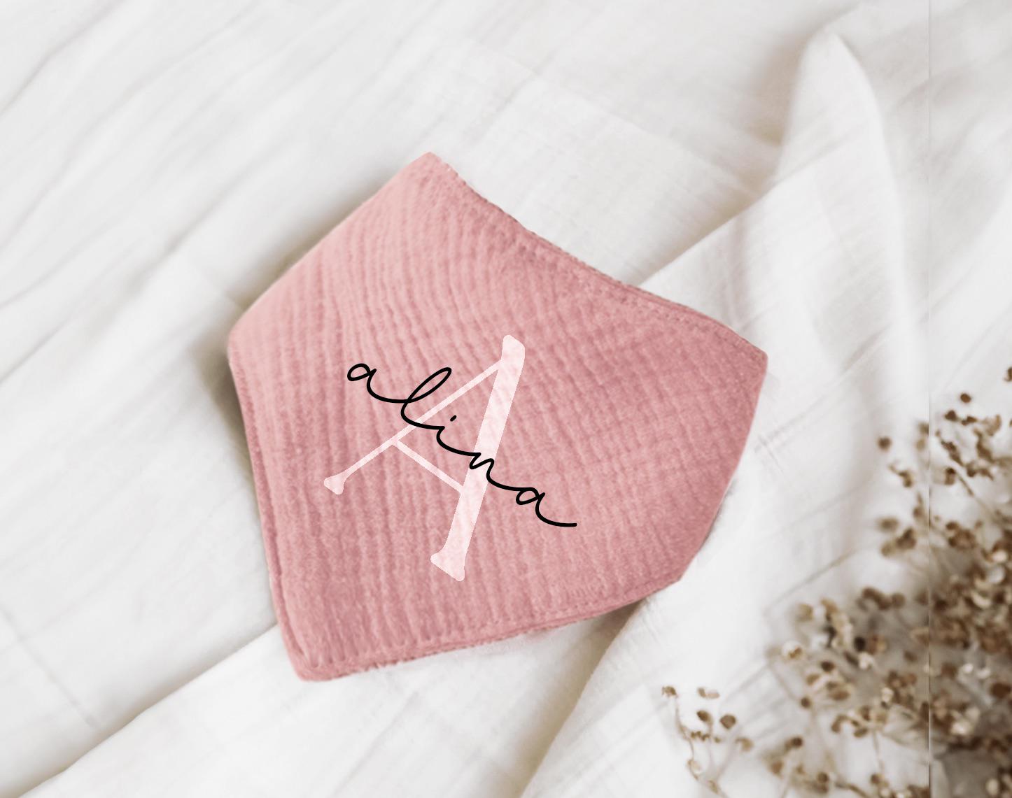 Namenstücher Personalisierbare Halstücher Aus Musselin Baby Und Kleinkind Dreieckstücher Spucktücher Baumwolle Lätzchen Gaze, Bild, Geschenk Namenstücher Personalisierbare Halstücher Aus Musselin Baby Und Kleinkind Dreieckstücher Spucktücher Baumwolle Lätzchen Gaze, Bild, Geschenk von CleoNoah