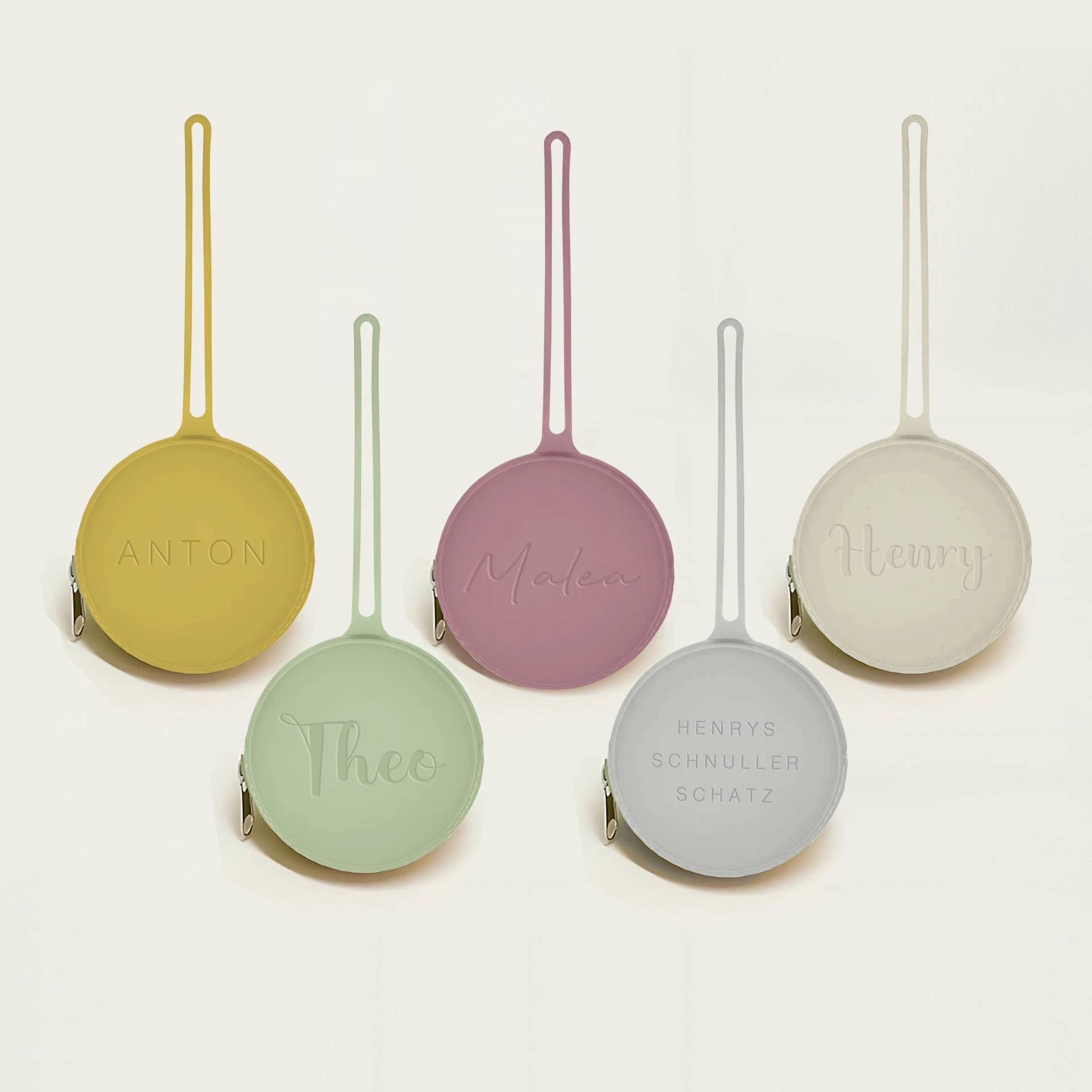 Reißverschluss Schnullerbox Mit Personalisierung Gravur Aufbewahrung Aus Silikon Namen Personalisation Ideal Als Geschenk Praktisch Reißverschluss Schnullerbox Mit Personalisierung Gravur Aufbewahrung Aus Silikon Namen Personalisation Ideal Als Geschenk Praktisch von CleoNoah