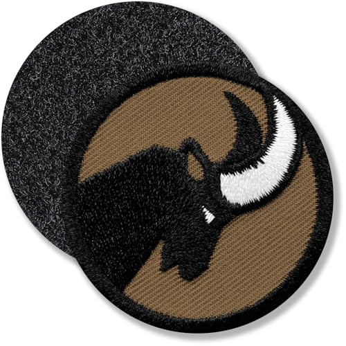 Klettpatch - Steinbock Patch gestickt 45 mm/Tier Zeichen Horn Geweih Symbol für Kraft Mut Ausdauer/Applikation Aufnäher Klett Abzeichen Flicken für Mode Sport Kleidung Tasche Rucksack (Braun) von Club of Heroes