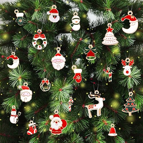 cobee Weihnachtsbaum Hängeornamente, 30 teiliges Mini Weihnachtsornament Set mit Schnur Weihnachtsmann Rentier Schneemann Weihnachtsstrumpf Handschuhe Glöckchen Kranz DIY Dekoration für Weihnachten von Cobee