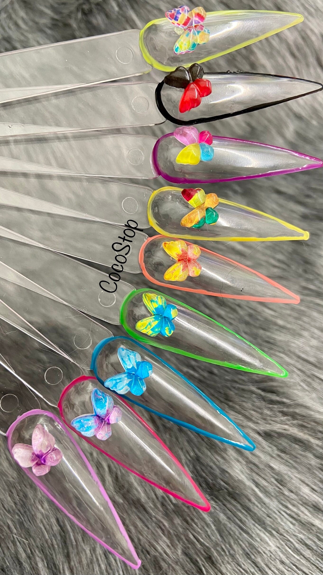 40 Stück Mix Bunte Kunstharz Cabochon Schmetterling Kawaii 3D Nagel Charms 40 Stück Mix Bunte Kunstharz Cabochon Schmetterling Kawaii 3D Nagel Charms von CocoStop
