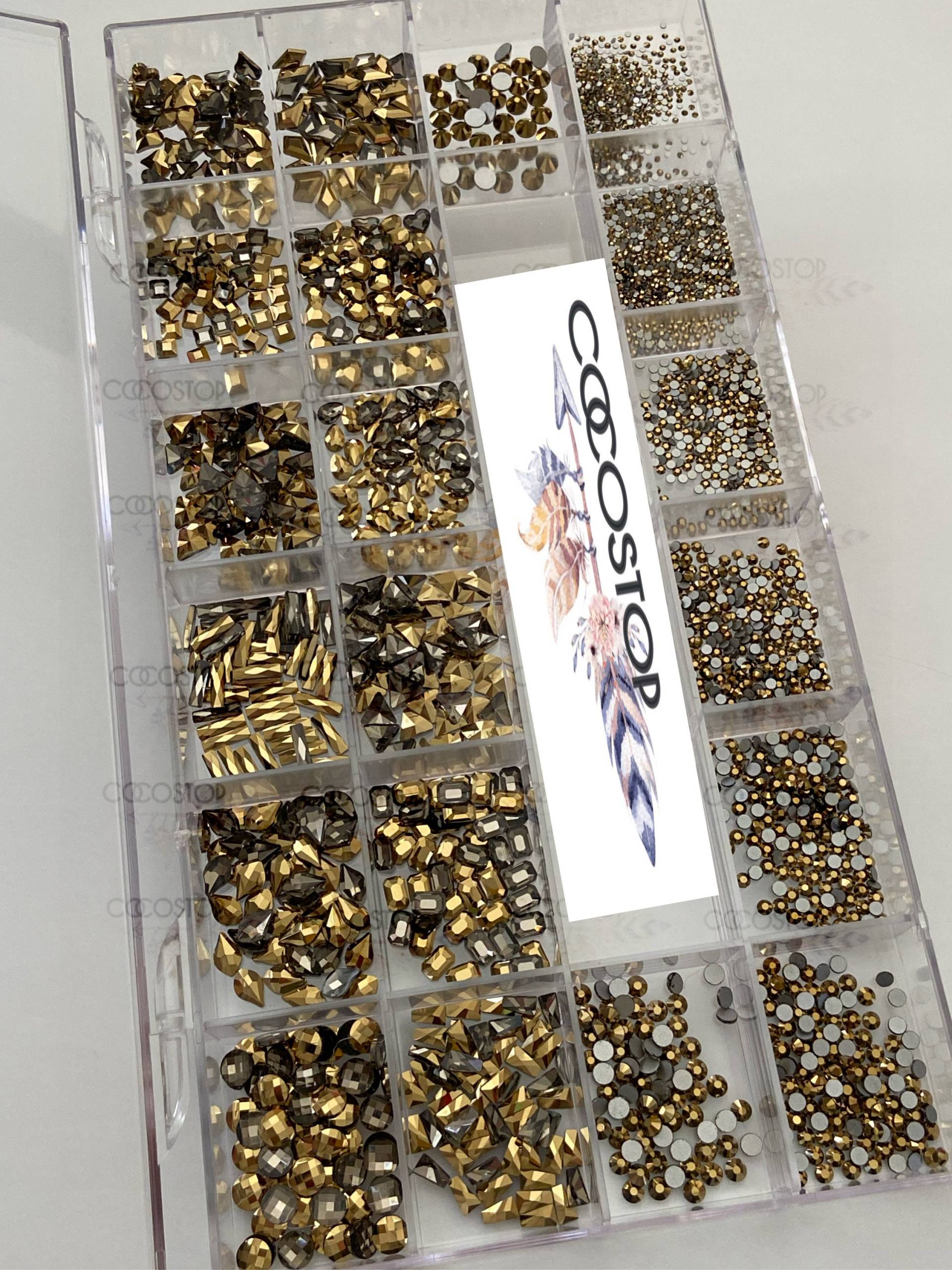 Gold Nagel Strass Box von CocoStop