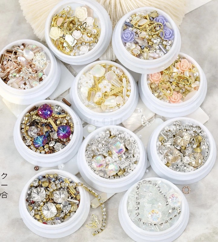 Mix Strass Glas Juwel Diamanten 3D Blumen Nail Art Dekorationen von CocoStop