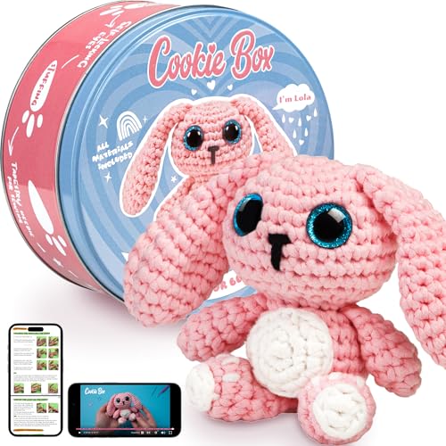 Cookie Box Häkelset für Anfänger - Amigurumi-Plüschtiere häkeln lernen - Geschenk - für Kinder (13+) und Erwachsene - Anfängerfreundliches Garn - Stitch-by-Stitch-Video-Tutorial - Kaninchen von Cookie Box