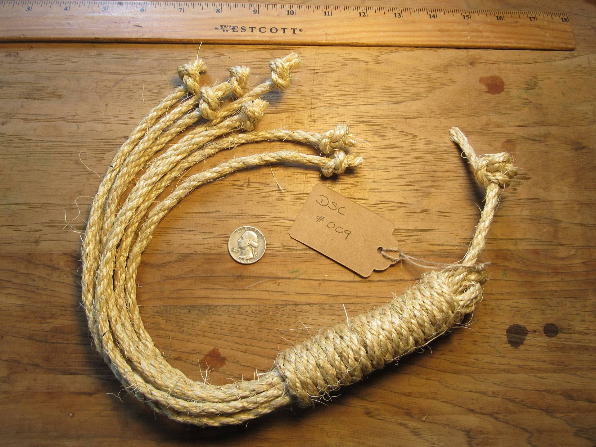 19"Disziplin Peitsche | Geißeln, Auspeitschen Instrument Der Buße Und Spirituelle Zucht | Altarbild Flagrum, Versandfertig 19"Disziplin Peitsche | Geißeln, Auspeitschen Instrument Der Buße Und Spirituelle Zucht | Altarbild Flagrum, Versandfertig von CordsOfPenance