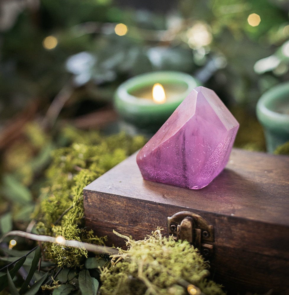 Amethyst Kristallseife Handgemacht Mit Jasminduft Lila Glycerin Seife Geschenk Gastgeschenk Amethyst Kristallseife Handgemacht Mit Jasminduft Lila Glycerin Seife Geschenk Gastgeschenk von CostureroReal