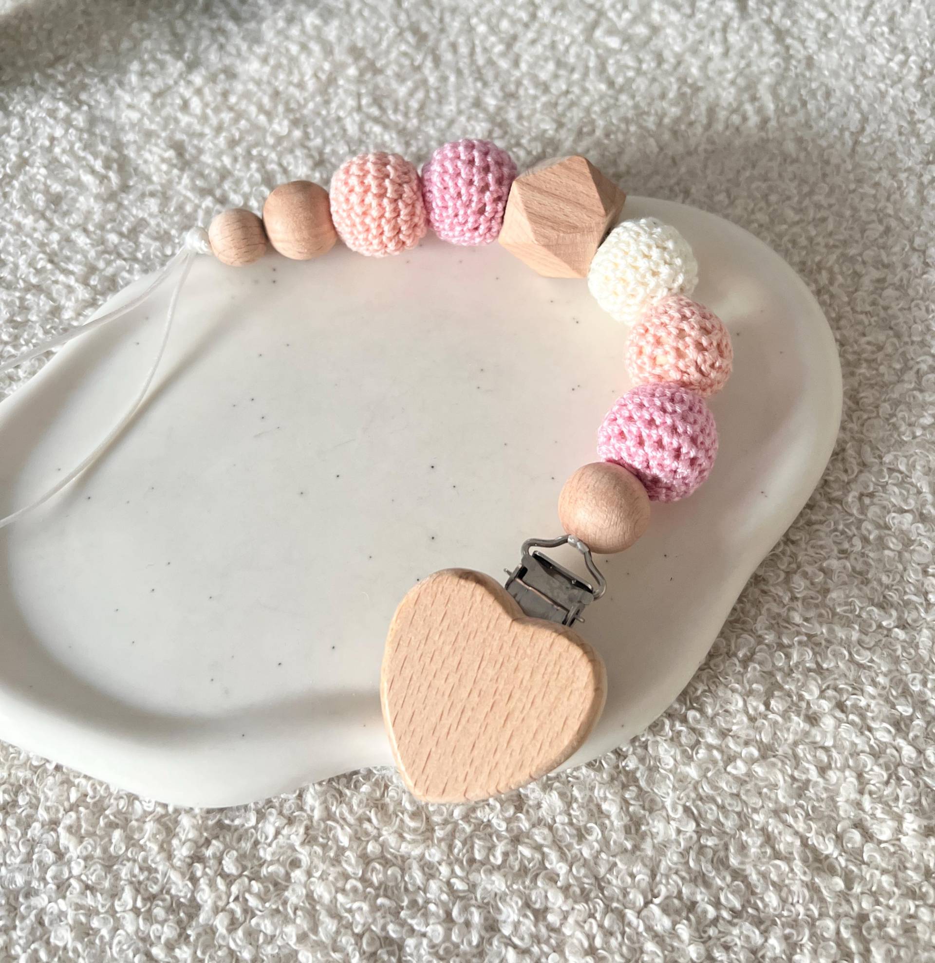 Schnullerkette Baby, Holzperlen Mit Holz Herz, Beige, Rosa, Pfirsich, Häkelperlen, Geschenk Zur Geburt, Natur Anhänger, Babygeschenk Schnullerkette Baby, Holzperlen Mit Holz Herz, Beige, Rosa, Pfirsich, Häkelperlen, Geschenk Zur Geburt, Natur Anhänger, Babygeschenk von CosyHavenDE
