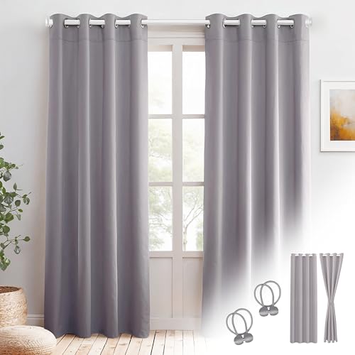 Cozyor 2X blickdichte Vorhänge + 2X Raffhalter mit Magnet, Thermogardine gegen Kälte 100% verdunkelnd, hellgrau Moonlight, Gardine mit Ösen für Schlafzimmer, Wohnzimmer, Kinderzimmer 240x135 cm von Cozyor