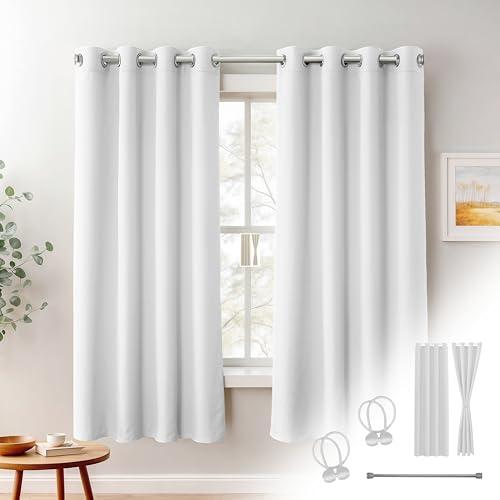 Cozyor Praktisches Set ohne Bohren: 2X Vorhang + 1x Klemmstange Silber 70-120 cm + 2X Raffhalter mit Magnet Blickdicht & verdunkelnd, als Raumteiler, Fenster & Tür Weiß Thermovorhang 175x135cm von Cozyor