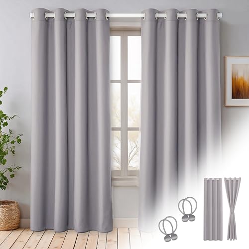 Cozyor Verdunklungsvorhänge Gardinen 2er Set mit Magnet-Raffhalter Thermogardine gegen Kälte 100% verdunkelnd, hellgrau Moonlight, Gardine mit Ösen, 220x135 cm Cozyor Verdunklungsvorhänge Gardinen 2er Set mit Magnet-Raffhalter Thermogardine gegen Kälte 100% verdunkelnd, hellgrau Moonlight, Gardine mit Ösen, 220x135 cm von Cozyor
