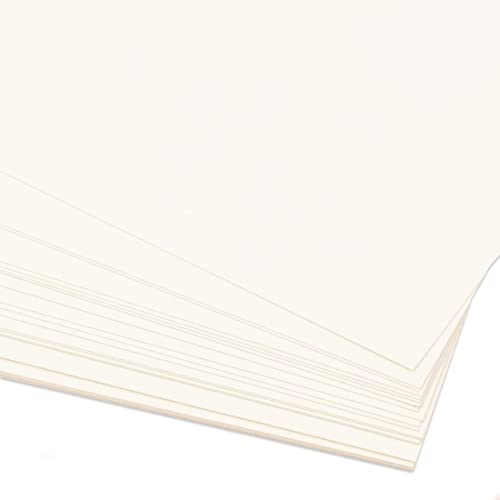 Craftelier - Packung mit 25 Karten aus Elfenbein, Größe A4, für alle Arten von Bastelarbeiten, wie Scrapbooking, Karton, Karten, Briefumschläge, Albums oder Töpfen - 250 g/m² Elfenbeinfarben von Craftelier