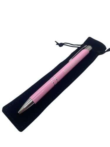 Kugelschreiber aus Metall, Rosa, mit Gravur "Super Collège", Lieferung mit kleinem schwarzen Samtbeutel, Weihnachten, Geburtstag, Geschenkidee für Damen, Kollegin, Arbeit, Ruhestand Kugelschreiber aus Metall, Rosa, mit Gravur "Super Collège", Lieferung mit kleinem schwarzen Samtbeutel, Weihnachten, Geburtstag, Geschenkidee für Damen, Kollegin, Arbeit, Ruhestand von Créa03