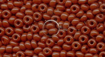 Creative-Beads Rocailles 2,6mm (9-0) mehr als 3000 Perlen satte Farben 50gr Beutel mittelbraun, von Creative-Beads